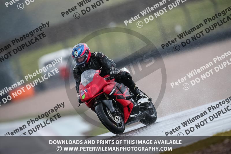 PJM Photography;donington no limits trackday;donington park photographs;donington trackday photographs;no limits trackdays;peter wileman photography;trackday digital images;trackday photos